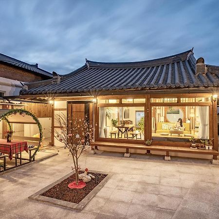 And Spring Hotel Jeonju Ngoại thất bức ảnh